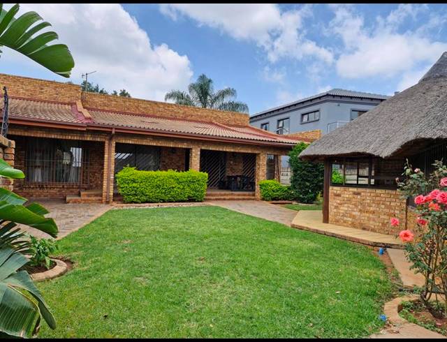 4 BEDROOM HOUSE FOR SALE IN NORKEM PARK